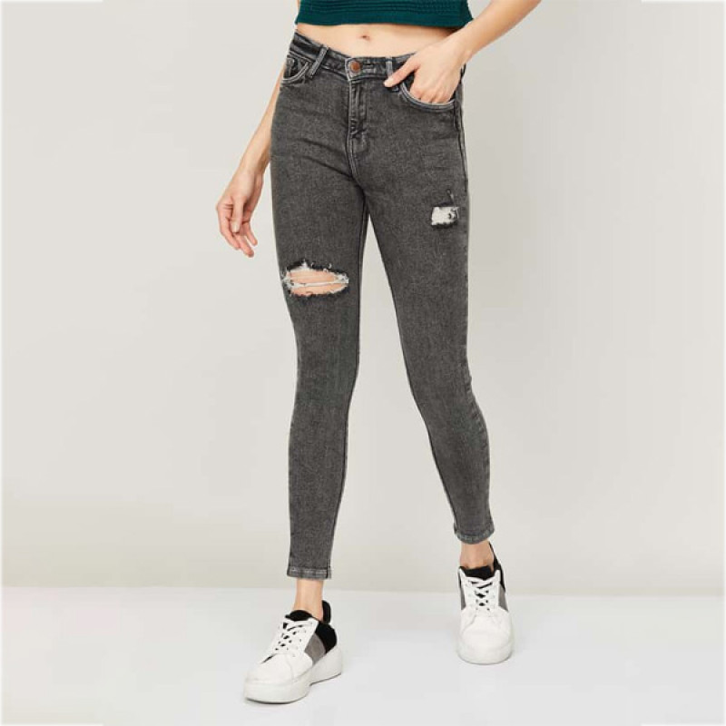 Women Stonewashed Skinny Fit Jeans